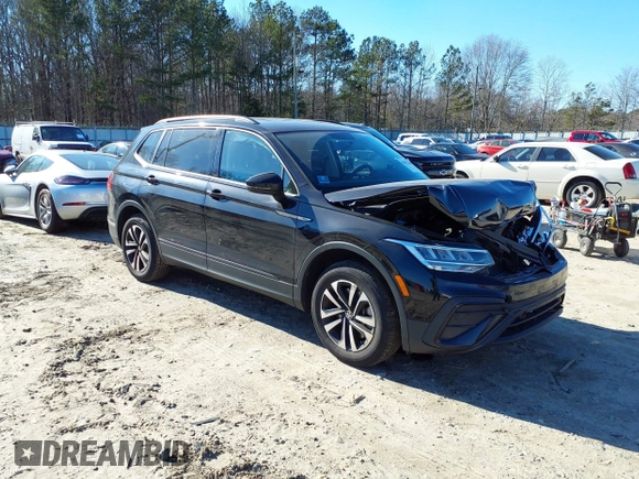 2022 Volkswagen Tiguan S with VIN 3VV0B7AX8NM109097, listed as a IAAI auction lot 41357488 with 67,492 mi miles. Bid and sale history available at carsss.com. Image 1.