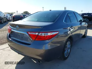 2015 Toyota Camry XLE with VIN 4T1BF1FK4FU914870, listed as a IAAI auction lot 41732333 with 177,907 mi miles. Bid and sale history available at carsss.com. Image 4.