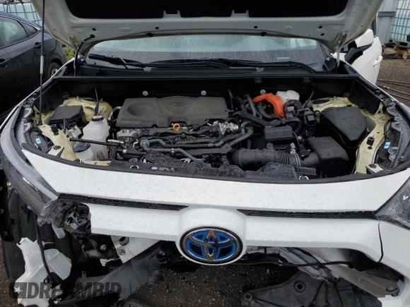 2023 Toyota RAV4 Hybrid XLE Premium with VIN 2T3BWRFV2PW180828, listed as a Copart auction lot 58172534 with 8,428 mi miles and Salvage title. Bid and sale history available at DreamBid. Image 12.