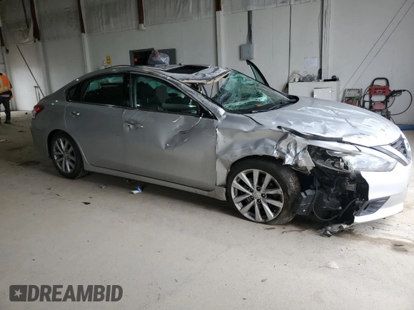2016 Nissan Altima S with VIN 1N4AL3AP5GC239423, listed as a Copart auction lot 48014425 with 137,750 mi miles and Salvage title. Bid and sale history available at DreamBid. Image 4.