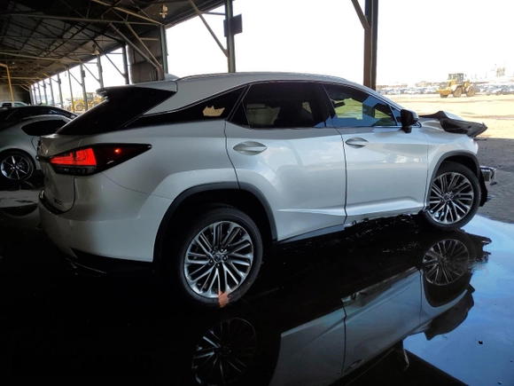 2020 Lexus RX 350 with VIN 2T2JZMAA9LC168816, listed as a Copart auction lot 59040685 with 17,035 mi miles and Salvage title. Bid and sale history available at DreamBid. Image 3.