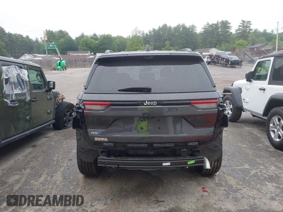 2023 Jeep Grand Cherokee z VIN 1C4RJYB69PC582211, wystawiony jako IAAI lot #40186115 z przebiegiem 3 119 mil mil oraz . Historia ofert i sprzedaży dostępna na DreamBid. Obrazek 17.