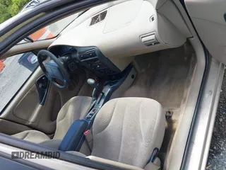 2002 Chevrolet Cavalier LS z VIN 1G1JF524227166216, wystawiony jako IAAI lot #42329962 z przebiegiem 155 966 mil mil oraz . Historia ofert i sprzedaży dostępna na DreamBid. Obrazek 5.