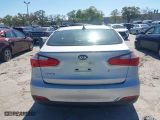 2015 Kia Forte LX with VIN KNAFK4A60F5433356, listed as a IAAI auction lot 41752952 with 91,631 mi miles. Bid and sale history available at carsss.com. Image 16.