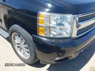 2007 Chevrolet Silverado 1500 LTZ with VIN 3GCEK13M07G519978, listed as a IAAI auction lot 41975934 with 222,828 mi miles. Bid and sale history available at carsss.com. Image 6.
