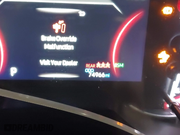 2024 Toyota RAV4 XLE Premium with VIN 2T3C1RFVXRC276312, listed as a IAAI auction lot 42199322 with 74,966 mi miles and . Bid and sale history available at DreamBid. Image 15.
