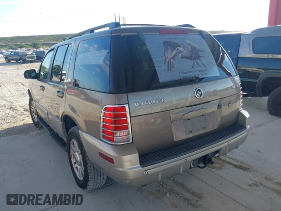2002 Mercury Mountaineer with VIN 4M2DU86W62UJ34436, listed as a IAAI auction lot 41643664 with 56,871 mi miles and . Bid and sale history available at DreamBid. Image 3.