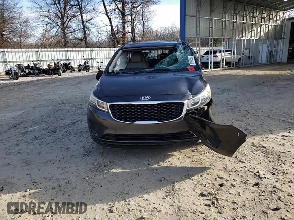 2016 Kia Sedona LX with VIN KNDMB5C16G6166737, listed as a Copart auction lot 47899565 with 136,443 mi miles and Salvage Title. Bid and sale history available at carsss.com. Image 12.