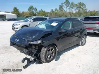 2022 Hyundai Kona SEL with VIN KM8K32AB1NU913938, listed as a IAAI auction lot 41643270 with 26,434 mi miles. Bid and sale history available at carsss.com. Image 2.