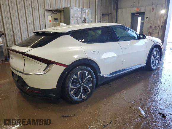 2022 Kia EV6 Wind with VIN KNDC3DLC2N5034114, listed as a Copart auction lot 50015875 with 48,040 mi miles and Salvage Title. Bid and sale history available at DreamBid. Image 3.