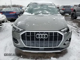 2019 Audi Q3 Premium with VIN WA1AECF38K1075626, listed as a Copart auction lot 38745543 with 72,261 mi miles. Bid and sale history available at carsss.com. Image 5.