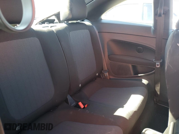 2014 Volkswagen Beetle Entry с VIN 3VWF17AT6EM642555, выставлен на аукционе Copart как лот 46953805 с пробегом 95 153 миль миль и Списание • Salvage title. История ставок и продаж доступна на DreamBid. Изображение 10.