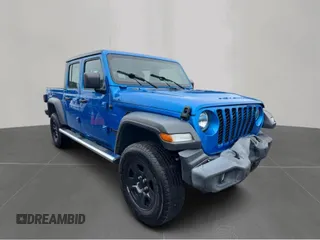 2020 Jeep Gladiator Sport S z VIN 1C6HJTAG9LL169893, wystawiony jako Copart lot #59512605 z przebiegiem 67 647 mil mil oraz Czysty tytuł • Clean title. Historia ofert i sprzedaży dostępna na DreamBid. Obrazek 1.