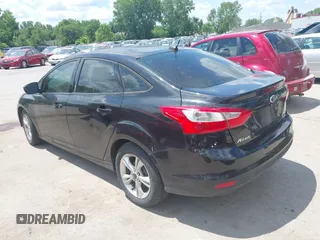 2013 Ford Focus SE z VIN 1FADP3F25DL262680, wystawiony jako IAAI lot #42682392 z przebiegiem 198 878 mil mil oraz . Historia ofert i sprzedaży dostępna na DreamBid. Obrazek 3.