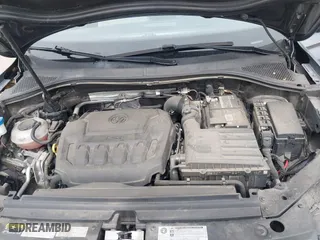 2020 Volkswagen Tiguan SE with VIN 3VV2B7AX3LM103195, listed as a IAAI auction lot 41847710 with 40,782 mi miles. Bid and sale history available at carsss.com. Image 10.