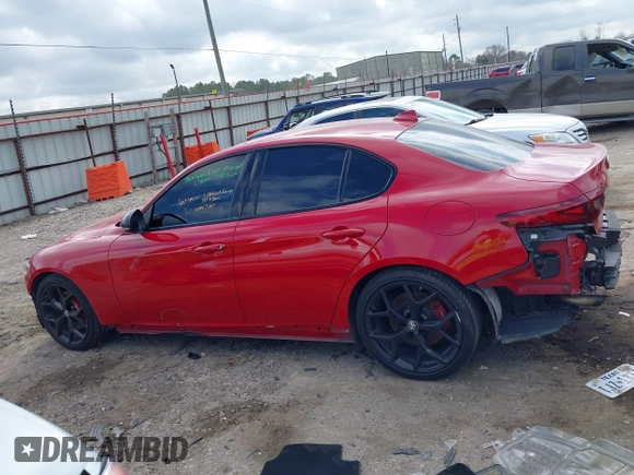 2020 Alfa Romeo Giulia z VIN ZARFAMAN3L7625180, wystawiony jako IAAI lot #41517401 z przebiegiem 43 010 mil mil oraz . Historia ofert i sprzedaży dostępna na DreamBid. Obrazek 15.
