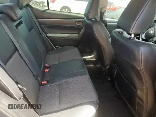 2016 Toyota Corolla L z VIN 5YFBURHE5GP547363, wystawiony jako Copart lot #61639935 z przebiegiem 217 238 mil mil oraz Czysty tytuł • Clean title. Historia ofert i sprzedaży dostępna na DreamBid. Obrazek 10.