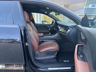 2019 Audi Q8 Premium Plus with VIN WA1EVAF16KD031014, listed as a IAAI auction lot 42193903 with 116,056 mi miles and . Bid and sale history available at DreamBid. Image 5.
