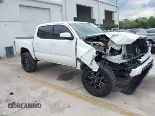 2017 Toyota Tacoma SR with VIN 5TFAX5GN7HX093195, listed as a IAAI auction lot 41860071 with 152,925 mi miles. Bid and sale history available at carsss.com. Image 1.