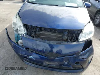2015 Toyota Prius Four with VIN JTDKN3DU0F0479229, listed as a IAAI auction lot 42063782 with 203,501 mi miles and . Bid and sale history available at DreamBid. Image 6.