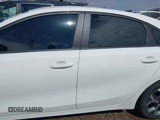 2021 Kia Forte LXS z VIN 3KPF24AD5ME331800, wystawiony jako IAAI lot #42505141 z przebiegiem 89 236 mil mil oraz . Historia ofert i sprzedaży dostępna na DreamBid. Obrazek 14.