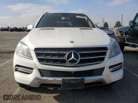 2015 Mercedes-Benz M 350 with VIN 4JGDA5JB9FA608061, listed as a Copart auction lot 55163285 with 177,790 mi miles and Salvage title. Bid and sale history available at DreamBid. Image 5.