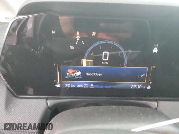 2024 Chevrolet TrailBlazer LS with VIN KL79MNSL8RB197689, listed as a Copart auction lot 42964705 with 22,110 mi miles and Salvage Title. Bid and sale history available at DreamBid. Image 9.