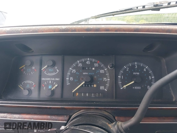 1990 Ford F-250 с VIN 2FTHF25HXLCA21768, выставлен на аукционе IAAI как лот 42224384 с пробегом 90 158 миль миль и . История ставок и продаж доступна на DreamBid. Изображение 7.