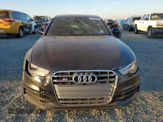 2013 Audi S6 Prestige with VIN WAUF2AFC6DN060186, listed as a Copart auction lot 42422025 with 143,968 mi miles and Clean Title. Bid and sale history available at carsss.com. Image 5.