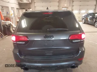 2018 Jeep Grand Cherokee SRT z VIN 1C4RJFDJ6JC432683, wystawiony jako IAAI lot #41971436 z przebiegiem 113 078 mil mil oraz . Historia ofert i sprzedaży dostępna na DreamBid. Obrazek 15.