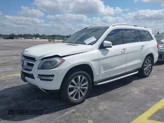 2014 Mercedes-Benz GL-Class GL 450 with VIN 4JGDF7CE0EA298157, listed as a IAAI auction lot 42094478 with 202,424 mi miles. Bid and sale history available at carsss.com. Image 16.