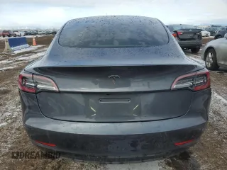 2023 Tesla Model 3 z VIN 5YJ3E1EA5PF453340, wystawiony jako Copart lot #45704835 z przebiegiem 27 114 mil mil oraz Szkoda całkowita • Salvage title. Historia ofert i sprzedaży dostępna na DreamBid. Obrazek 6.