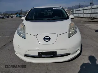 2015 Nissan LEAF S with VIN 1N4AZ0CP4FC333348, listed as a Copart auction lot 52202395 with 44,926 mi miles and Salvage Title. Bid and sale history available at DreamBid. Image 5.