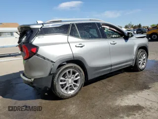 2024 GMC Terrain SLT z VIN 3GKALVEG9RL265762, wystawiony jako Copart lot #52926375 z przebiegiem 16 887 mil mil oraz Nie do naprawy. Historia ofert i sprzedaży dostępna na DreamBid. Obrazek 3.