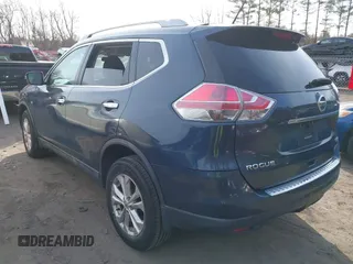 2015 Nissan Rogue S with VIN 5N1AT2MV9FC917132, listed as a IAAI auction lot 41768468 with 110,797 mi miles. Bid and sale history available at carsss.com. Image 3.