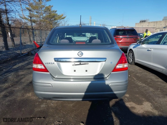 2007 Nissan Versa 1.8 S with VIN 3N1BC11EX7L404939, listed as a IAAI auction lot 41753426 with 163,944 mi miles. Bid and sale history available at carsss.com. Image 16.
