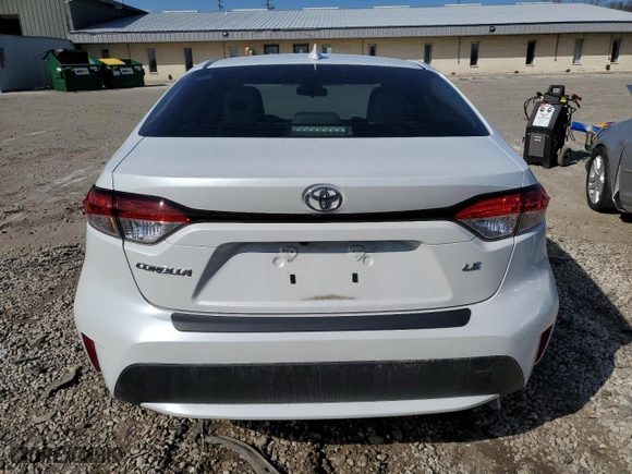 2022 Toyota Corolla LE with VIN JTDEPMAE2N3013681, listed as a Copart auction lot 50838095 with 24,592 mi miles and Salvage Title. Bid and sale history available at carsss.com. Image 6.