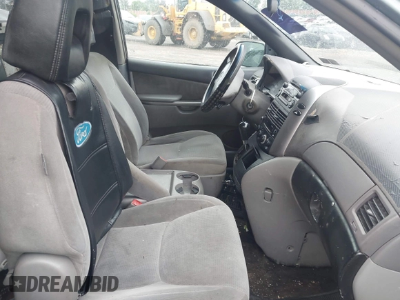 2005 Toyota Sienna CE with VIN 5TDZA23C25S248714, listed as a IAAI auction lot 42221277 with 318,125 mi miles and . Bid and sale history available at DreamBid. Image 5.