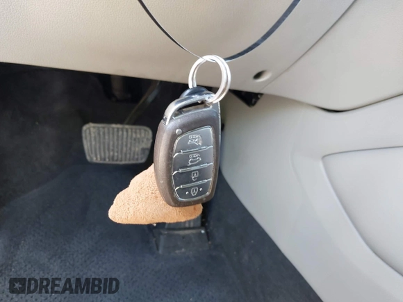 2017 Hyundai Tucson Sport with VIN KM8J3CA29HU400376, listed as a IAAI auction lot 42051949 with 82,717 mi miles and . Bid and sale history available at DreamBid. Image 11.