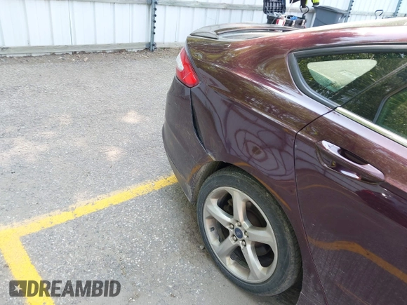 2013 Ford Fusion SE with VIN 3FA6P0HR8DR226369, listed as a IAAI auction lot 42400919 with 241,295 mi miles and . Bid and sale history available at DreamBid. Image 14.