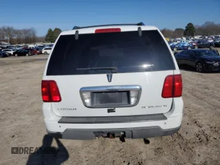 2004 Lincoln Navigator Luxury with VIN 5LMFU27R74LJ32765, listed as a Copart auction lot 86725004 with 0 mi miles and Salvage Title. Bid and sale history available at carsss.com. Image 6.