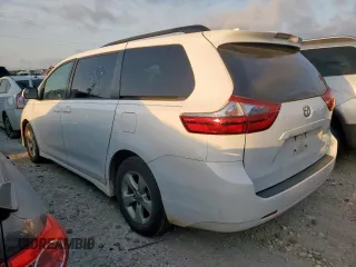 2020 Toyota Sienna LE Auto Access Seat with VIN 5TDKZ3DC8LS044141, listed as a Copart auction lot 52578845 with 248,992 mi miles and Clean Title. Bid and sale history available at carsss.com. Image 2.