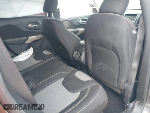 2017 Jeep Cherokee Sport with VIN 1C4PJMAB1HW651312, listed as a IAAI auction lot 41372908 with 51,105 mi miles. Bid and sale history available at carsss.com. Image 8.