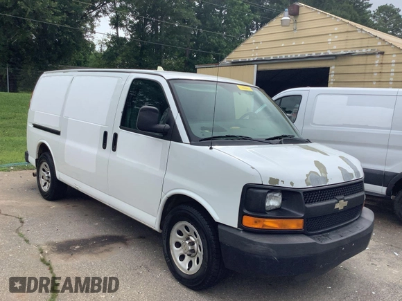 2012 Chevrolet Express Cargo z VIN 1GCSGAFX6C1142768, wystawiony jako IAAI lot #42529979 z przebiegiem 250 449 mil mil oraz . Historia ofert i sprzedaży dostępna na DreamBid. Obrazek 13.