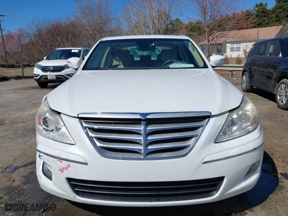 2010 Hyundai Genesis with VIN KMHGC4DE1AU076190, listed as a IAAI auction lot 41707773 with 123,426 mi miles. Bid and sale history available at carsss.com. Image 12.