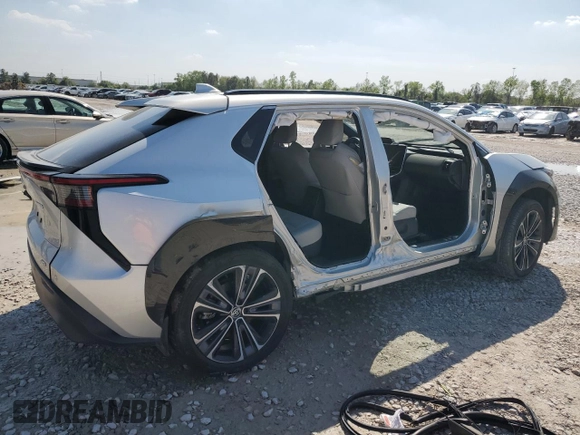 2023 Toyota bZ4X XLE z VIN JTMABACA5PA025151, wystawiony jako Copart lot #50241795 z przebiegiem 28 477 mil mil oraz Szkoda całkowita • Salvage title. Historia ofert i sprzedaży dostępna na DreamBid. Obrazek 3.