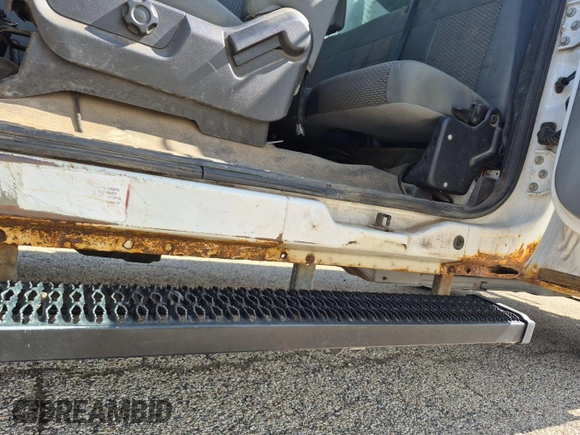 2014 Ford F-250 XL with VIN 1FD7X2B64EEB03645, listed as a IAAI auction lot 42677861 with 354,237 mi miles and . Bid and sale history available at DreamBid. Image 31.