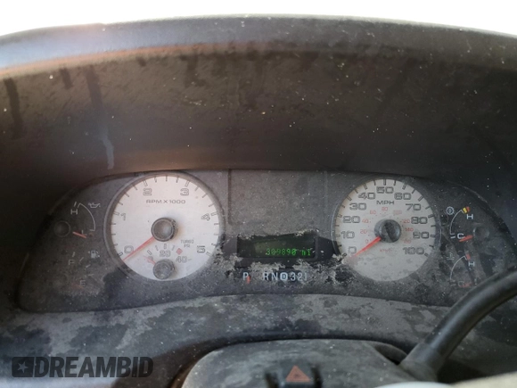 2005 Ford F-350 XL with VIN 1FTWW31P95EC10581, listed as a Copart auction lot 48245125 with 309,890 mi miles and Salvage title. Bid and sale history available at DreamBid. Image 9.