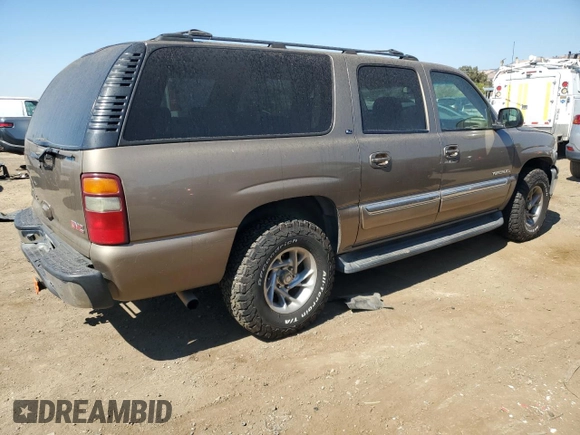 2003 GMC Yukon XL SLT with VIN 1GKFK16T83J175756, listed as a Copart auction lot 69468984 with 239,792 mi miles and Salvage Title. Bid and sale history available at carsss.com. Image 3.