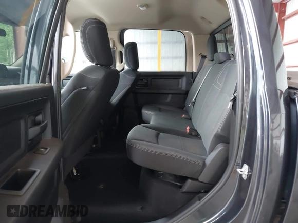 2020 Ram 2500 Tradesman with VIN 3C6UR5CL6LG214766, listed as a IAAI auction lot 42461225 with 48,944 mi miles and . Bid and sale history available at DreamBid. Image 8.